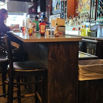 Neyow's Creole Cafe - Bar area - Cajun/Creole Near Me - New Orleans, Louisiana