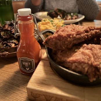 Yardbird Table & Bar - Lewellyn's Fine Fried Chicken - New American Near Me - Chicago, Illinois Yardbird Table & Bar - Lewellyn's Fine Fried Chicken - New American Near Me - Chicago, Illinois