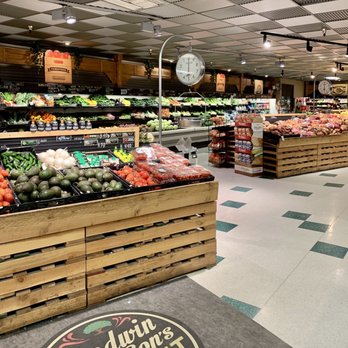 Goodwin & Sons Market - Produce area - Grocery Near Me - Crestline, California Goodwin & Sons Market - Produce area - Grocery Near Me - Crestline, California