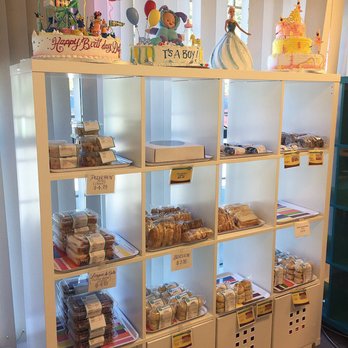 Goldilocks Bakeshop - Desserts Near Me - Burnaby, British Columbia Goldilocks Bakeshop - Desserts Near Me - Burnaby, British Columbia
