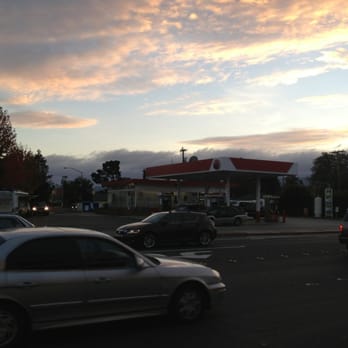 Chevron On Broadway - Gas Stations Near Me - Redwood City, California Chevron On Broadway - Gas Stations Near Me - Redwood City, California