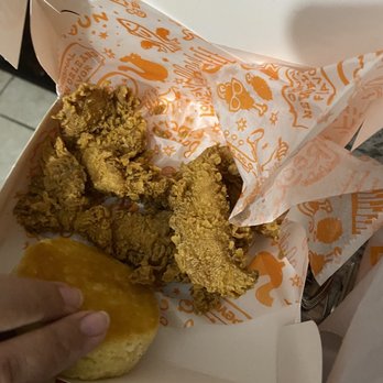 Popeyes Louisiana Kitchen - a fried chicken sandwich in a box - Chicken Wings Near Me - Hammond, Indiana Popeyes Louisiana Kitchen - a fried chicken sandwich in a box - Chicken Wings Near Me - Hammond, Indiana