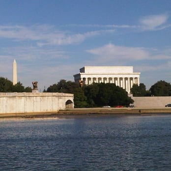 Potomac Riverboat Company - Lincoln Memorial - Boat Charters Near Me - Alexandria, Virginia