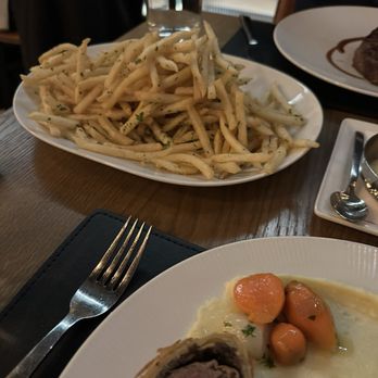 Gordon Ramsay Steak - Truffle fries - Steakhouses Near Me - Elizabeth, Indiana Gordon Ramsay Steak - Truffle fries - Steakhouses Near Me - Elizabeth, Indiana