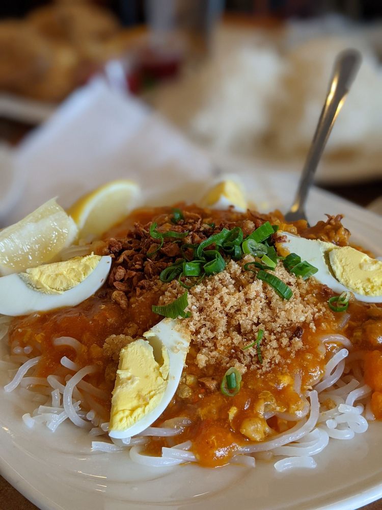 MAX’S RESTAURANT DILLINGHAM 1482 Photos & 599 Reviews Filipino