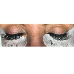 B Lashed