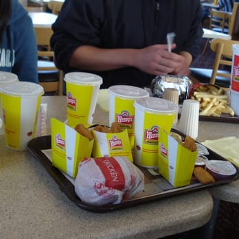 Wendy's - burgers, fries, frostys, drinks, chili, & chicken nuggets - Burgers Near Me - Daly City, California