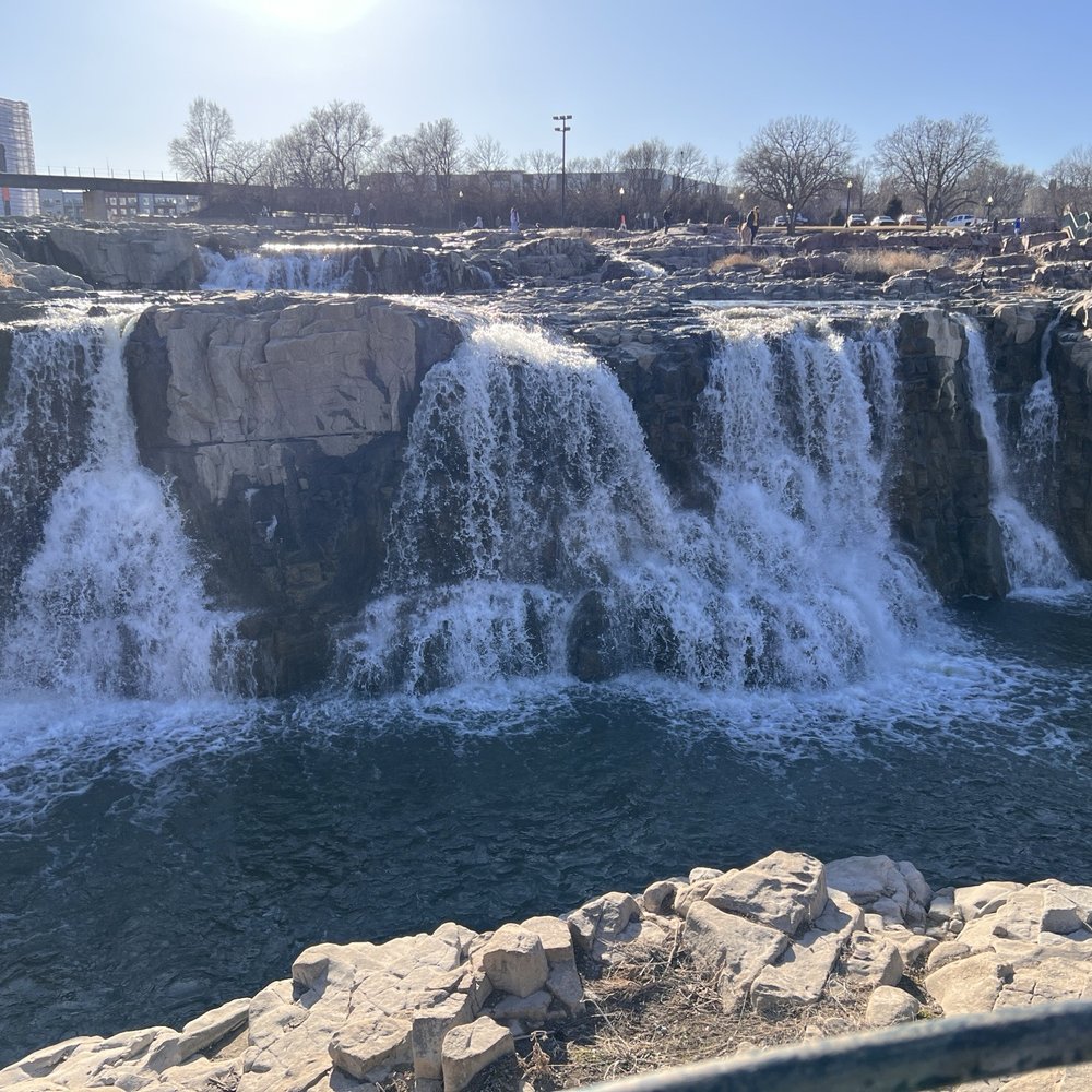 Falls Park - Parks Near Me - Sioux Falls, South Dakota Falls Park - Parks Near Me - Sioux Falls, South Dakota