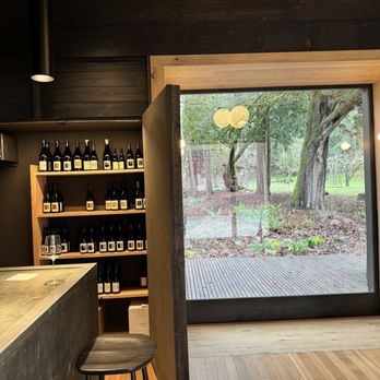 Sequitur Wine - Tasting room - Beer, Wine & Spirits Near Me - Newberg, Oregon Sequitur Wine - Tasting room - Beer, Wine & Spirits Near Me - Newberg, Oregon