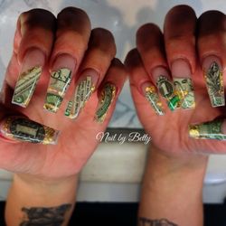 Dazzle Nail And Spa