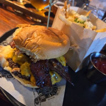 Firestone Walker Brewing- Buellton - Brewpubs Near Me - Buellton, California