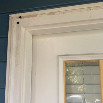 The Laurel Apartments - Paint coming off balcony door - Apartments Near Me - Spartanburg, South Carolina The Laurel Apartments - Paint coming off balcony door - Apartments Near Me - Spartanburg, South Carolina