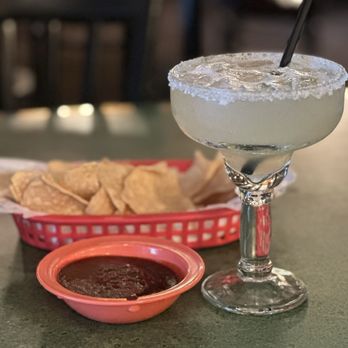 Los Cuates - New Mexican Cuisine Near Me - Albuquerque, New Mexico Los Cuates - New Mexican Cuisine Near Me - Albuquerque, New Mexico
