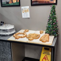 Philly Pretzel Factory - Christmas/Hanukkah-themed pretzels