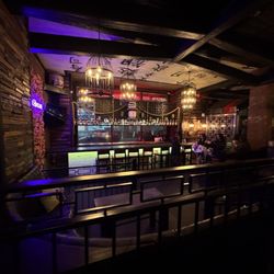 Social House Seven