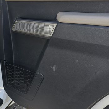 Simi Valley Car Wash - Door wasn't wiped down at all - Car Wash Near Me - Simi Valley, California Simi Valley Car Wash - Door wasn't wiped down at all - Car Wash Near Me - Simi Valley, California
