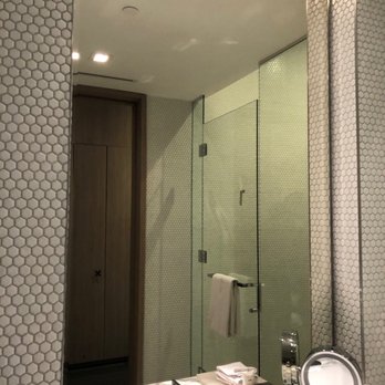 Altitude LUX Brickell - bathroom - Hotels Near Me - Miami, Florida Altitude LUX Brickell - bathroom - Hotels Near Me - Miami, Florida