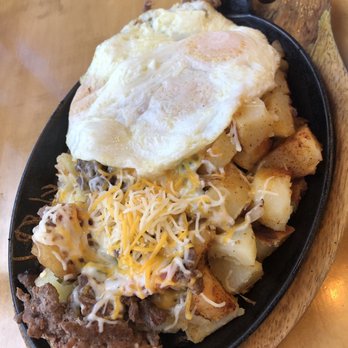 Griddlecakes - El Gordo skillet - American Near Me - Las Vegas, Nevada