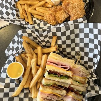Kitchen33 - Chicken strips, club - American Near Me - Glen Allen, Virginia