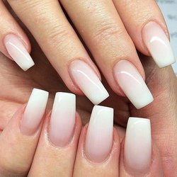 U Nails