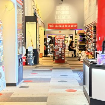 Guitar Center - Musical Instruments & Teachers Near Me - Hollywood, California Guitar Center - Musical Instruments & Teachers Near Me - Hollywood, California