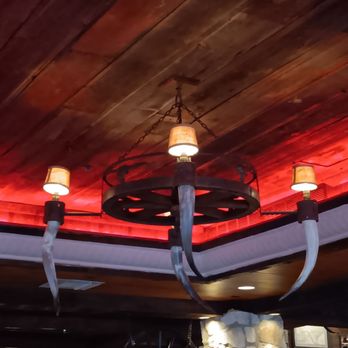 Saltgrass Steak House - Light - Steakhouses Near Me - Plano, Texas Saltgrass Steak House - Light - Steakhouses Near Me - Plano, Texas