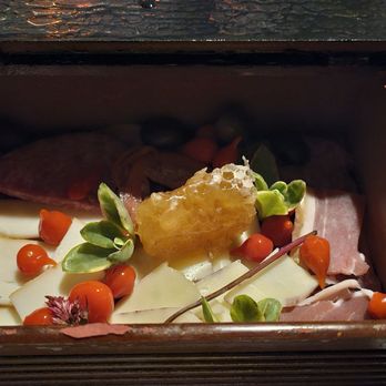 Alibi - Wine Bars Near Me - Gatlinburg, Tennessee