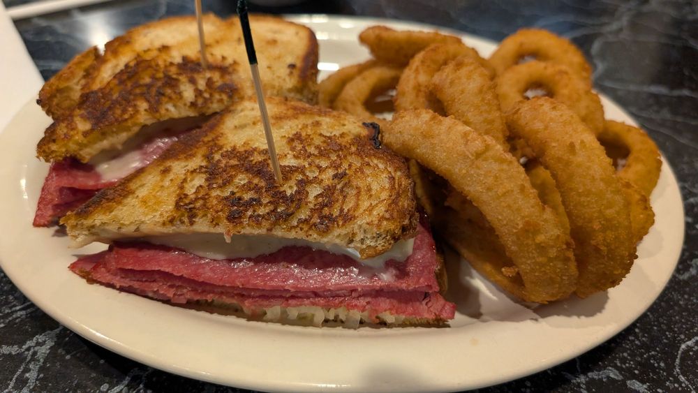 Magnolia Diner