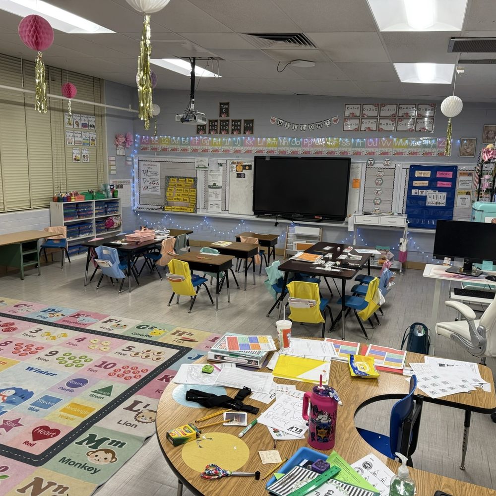 Ivey's Building Materials Center - Ell, my classroom and home design bestie in the paint department at the Haughton location helped me pick the - Hardware Stores Near Me - Haughton, Louisiana