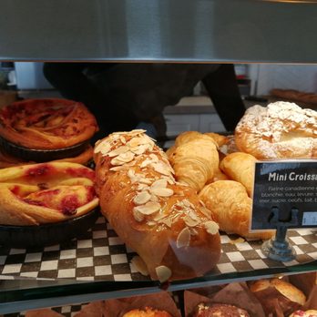 L'Amour du Pain - Specials for May 2021(exclude the mini croissants) - Coffee & Tea Near Me - Montreal, Quebec L'Amour du Pain - Specials for May 2021(exclude the mini croissants) - Coffee & Tea Near Me - Montreal, Quebec