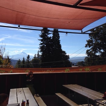 Everybody's Brewing - Nothing wrong with Mt Hood as your backdrop! - Brewpubs Near Me - White Salmon, Washington Everybody's Brewing - Nothing wrong with Mt Hood as your backdrop! - Brewpubs Near Me - White Salmon, Washington