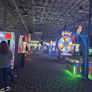 Dave & Buster's Long Beach - American Near Me - Long Beach, California