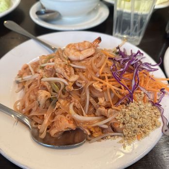 Siam Chan - Pad Thai - Thai Near Me - Los Angeles, California Siam Chan - Pad Thai - Thai Near Me - Los Angeles, California