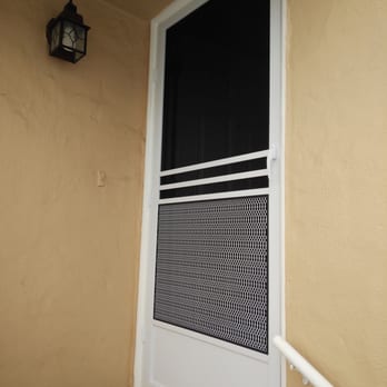 Screen King - A sturdy, flush, and stylish screen door installed by Screen King - Windows Installation Near Me - Brentwood, California Screen King - A sturdy, flush, and stylish screen door installed by Screen King - Windows Installation Near Me - Brentwood, California