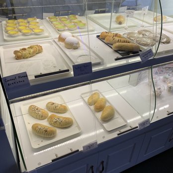 M2M Bakery - Limited selections here but supposedly high quality and delicious - Cupcakes Near Me - Richardson, Texas
