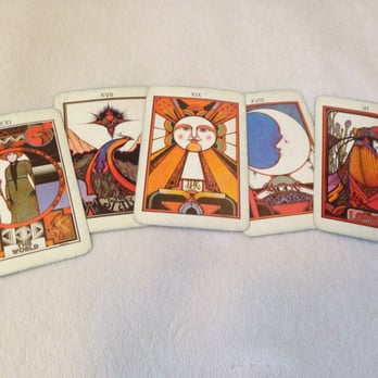 Lynn Elizabeth Psychic Medium - Tarot card spread - Psychic Mediums Near Me - Laguna Beach, California Lynn Elizabeth Psychic Medium - Tarot card spread - Psychic Mediums Near Me - Laguna Beach, California