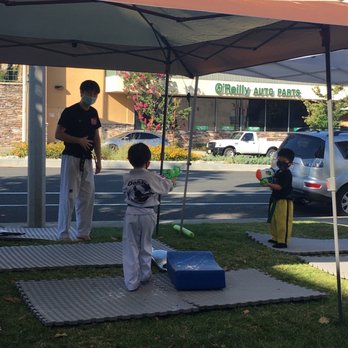 Doha Taekwondo - Covid - outside lesson - Taekwondo Near Me - La Crescenta-Montrose, California Doha Taekwondo - Covid - outside lesson - Taekwondo Near Me - La Crescenta-Montrose, California