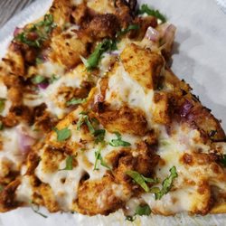 Pizza Twist - Butter chicken Naan pizza twist...delicious!