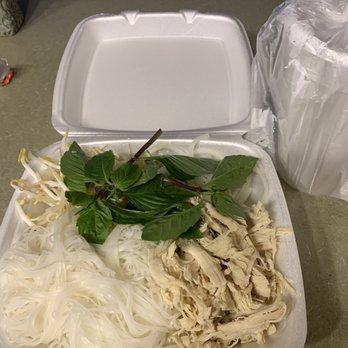 Pho Saigon Basil at Belmar, Lakewood - Chicken Pho good portions - Vietnamese Near Me - Lakewood, Colorado Pho Saigon Basil at Belmar, Lakewood - Chicken Pho good portions - Vietnamese Near Me - Lakewood, Colorado