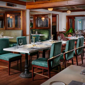 Hot Tin Roof - a dining room with a view of the ocean - Seafood Near Me - Key West, Florida Hot Tin Roof - a dining room with a view of the ocean - Seafood Near Me - Key West, Florida