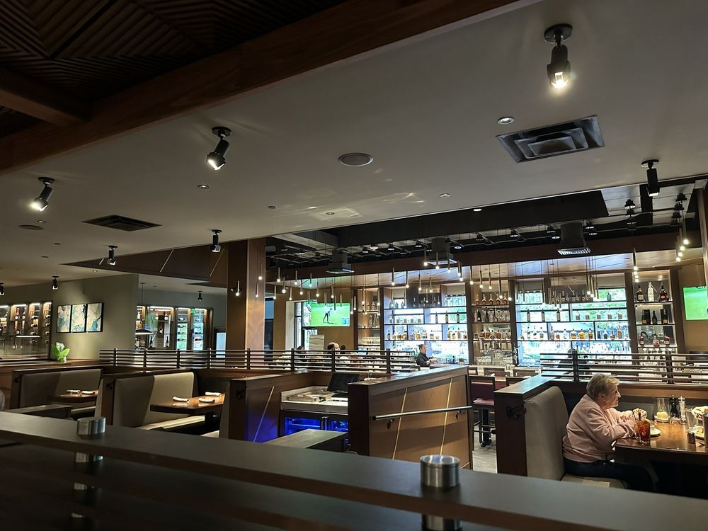 J. Alexander's Restaurant