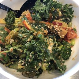 Delicious poke bowl