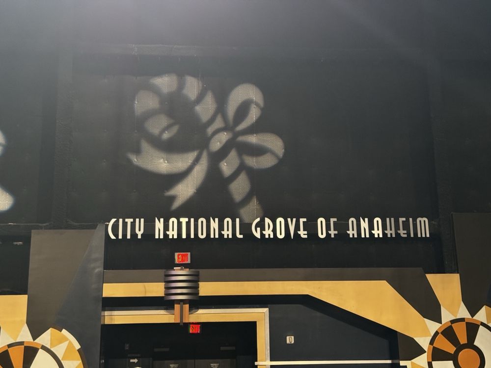 City National Grove Of Anaheim