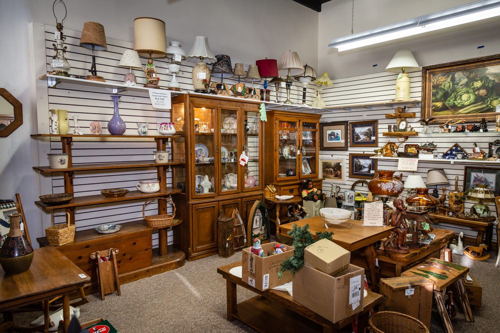 TRADING POST Updated September 2024 13 Photos 264 W Grand Ave, Wisconsin Rapids, Wisconsin