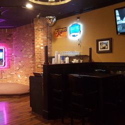 Red's Tavern - Juke Box