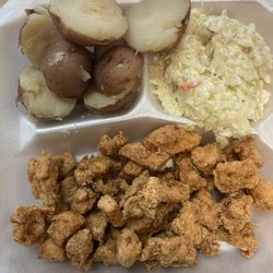 Lisa’s Louisiana Cuisine - Fried alligator plates