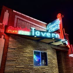 Candlelight Tavern - Signage