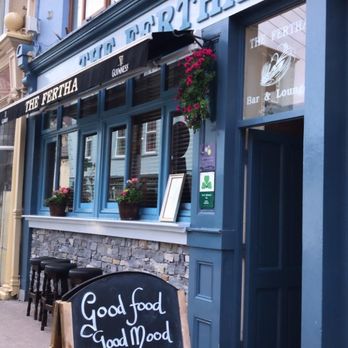 Fertha Bar & Restaurant - The fertha main street - Irish Pub Near Me - Cahersiveen, Kentucky