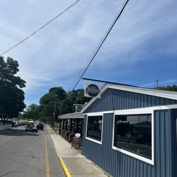 Groove - Burgers Near Me - Kelleys Island, Ohio Groove - Burgers Near Me - Kelleys Island, Ohio