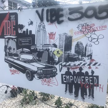 Vibe305 - Food Trucks Near Me - Miami, Florida Vibe305 - Food Trucks Near Me - Miami, Florida